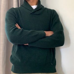 Men’s pullover dress sweater